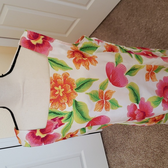 Sag Harbor 2 Piece Tropical Print Skirt Set - Picture 2 of 10